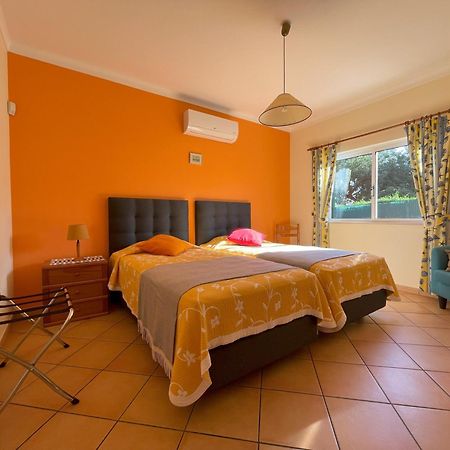 Villa Eber: Poolside Apartments Near Old Town Albufeira Exterior photo