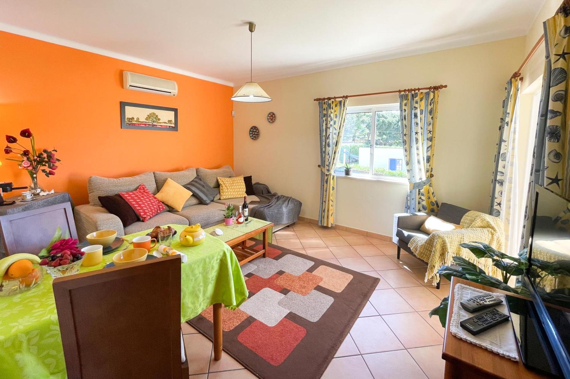 Villa Eber: Poolside Apartments Near Old Town Albufeira Exterior photo